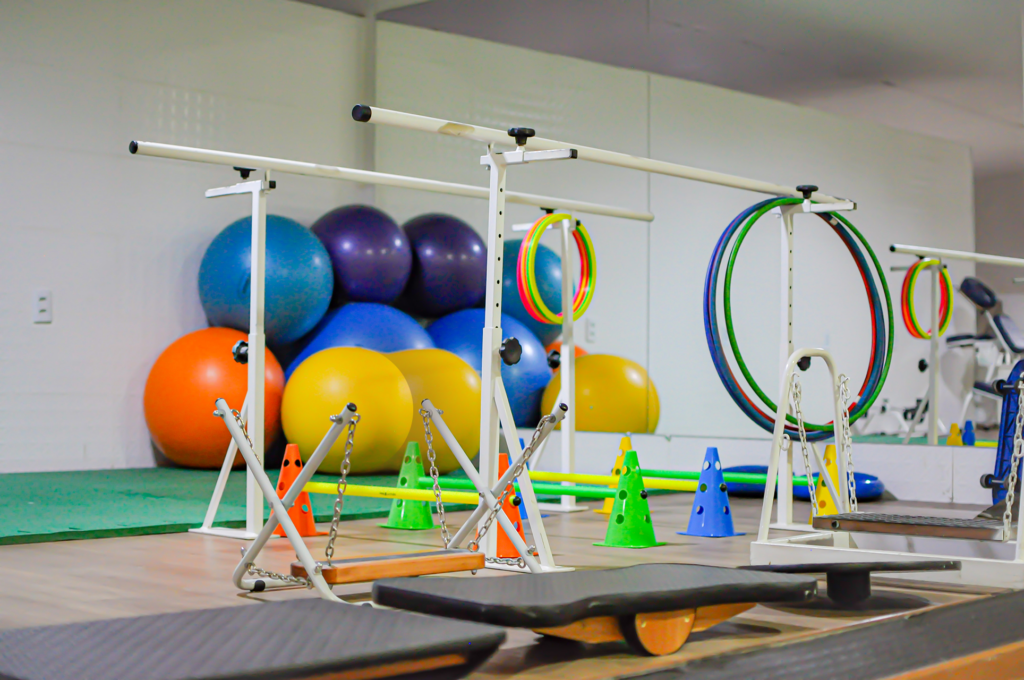 Estúdio de Pilates para fortalecimento e reabilitação em Sobral CE na Fisioclin Messejana